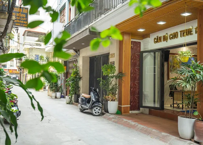 Sumitomo - Linh Lang Street